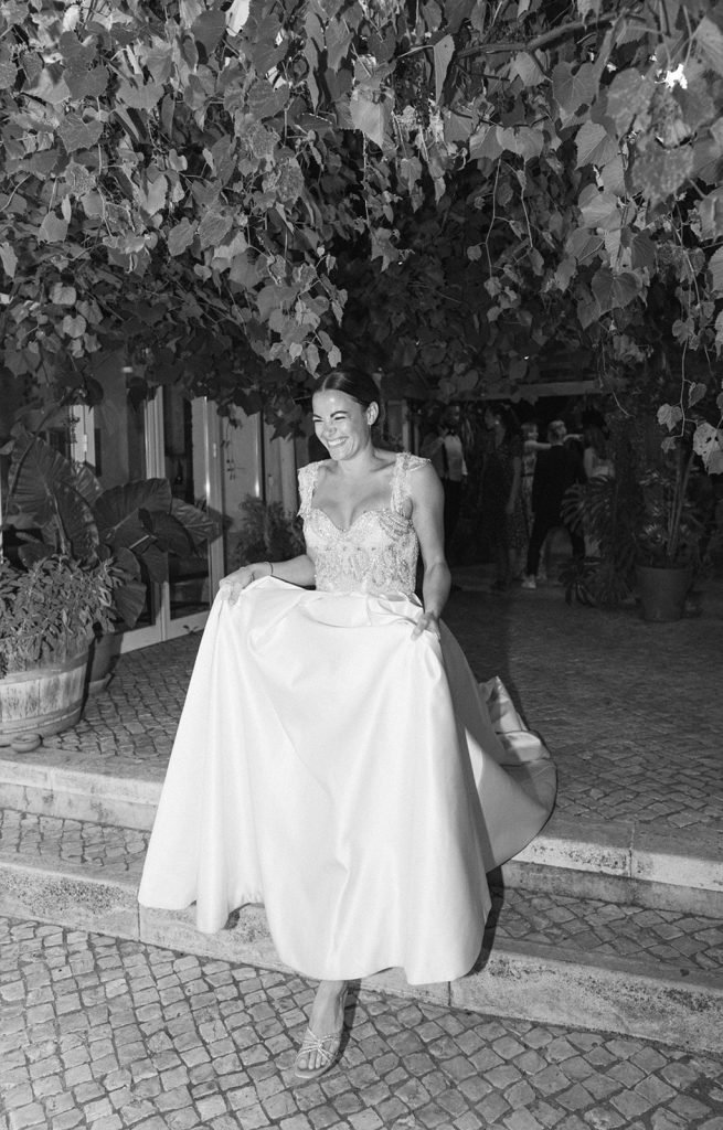 Candid wedding moment captured by destination wedding photographer Flavia Grandi — romantic documentary wedding photography in Portugal and Europe