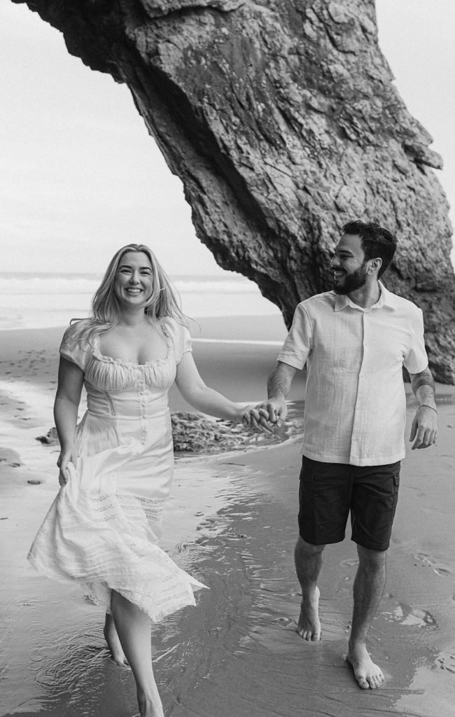 A Romantic Beach Engagement Photoshoot in Lisbon