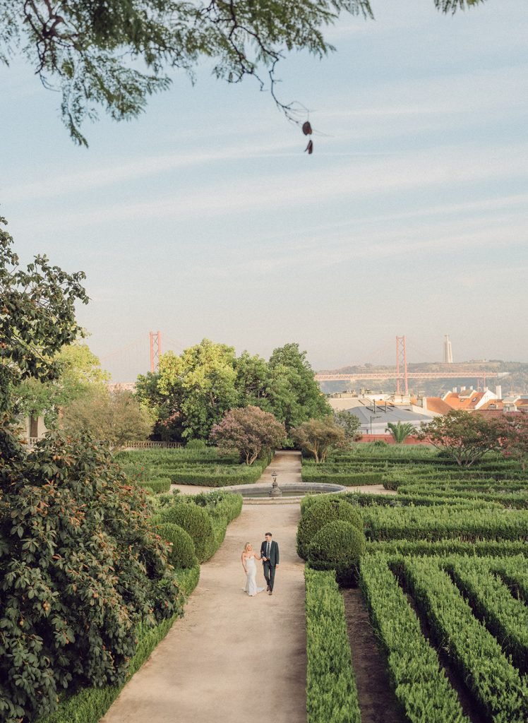 Wedding at Vandelli Botanical Garden in Lisbon