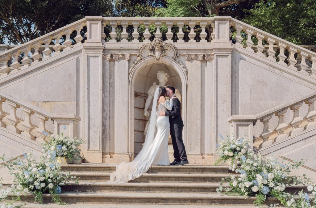 Wide ceremony view at Vandelli Botanical Garden in Lisbon